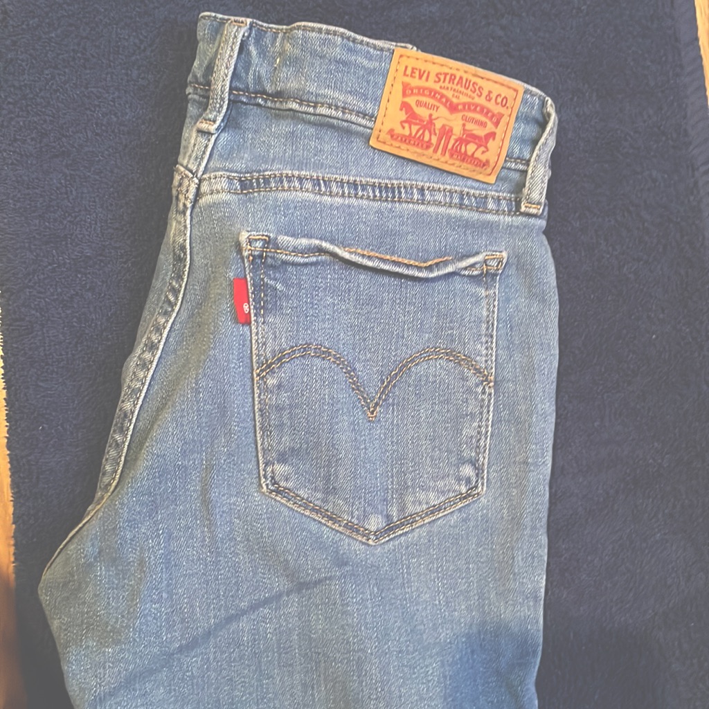 Levis 711 Skinny Levis 711 Skinny